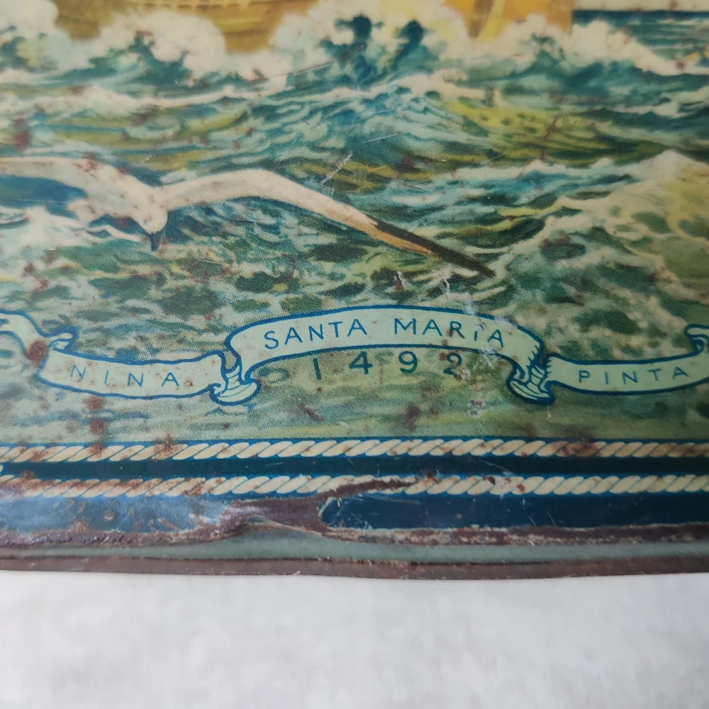 VTG Nautical Ship Biscuit Tin US Landmarks Handle Loose-Wiles Handle Octagon